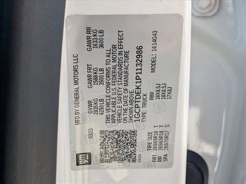 Used 2023 Chevrolet Colorado Z71 w/ Z71 Convenience Package 2 image 25