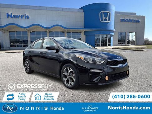 Used 2019 Kia Forte LXS image 1