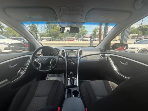 Used 2014 Hyundai Elantra GT FWD image 13