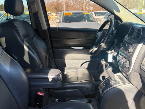 Used 2017 Jeep Compass High Altitude image 13