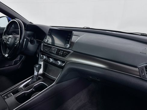 Used 2020 Honda Accord Sport image 29