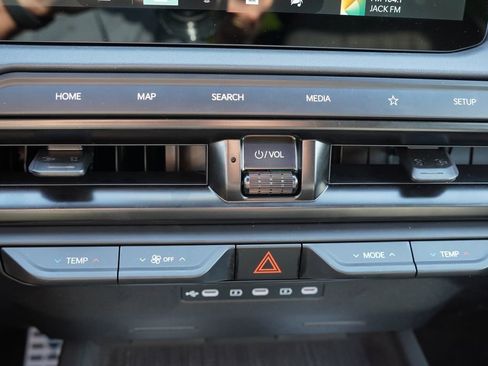 Used 2027 Kia Telluride SX Prestige X-Line w/ Towing Package AWD/4WD image 31