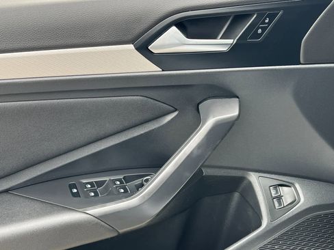 Used 2021 Volkswagen Jetta S image 12