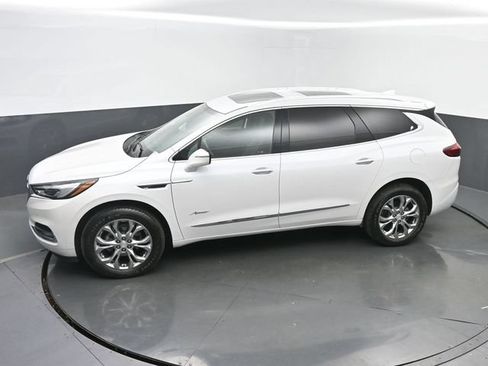 Used 2021 Buick Enclave Avenir w/ Avenir Technology Package FWD image 44
