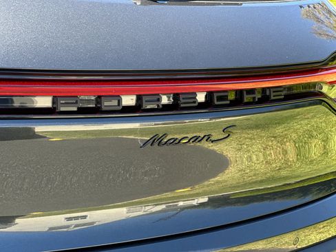 New 2026 Porsche Macan S AWD/4WD image 32