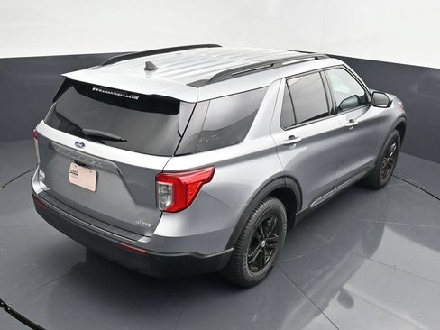 Used 2022 Ford Explorer XLT AWD/4WD image 28