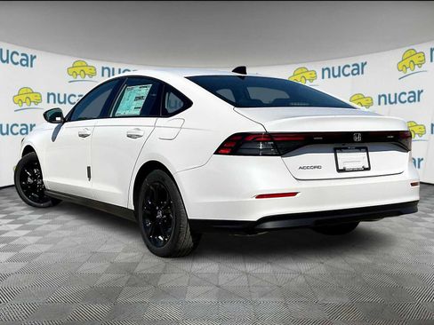 New 2025 Honda Accord SE image 5