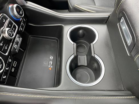 Certified 2023 GMC Yukon SLT image 19