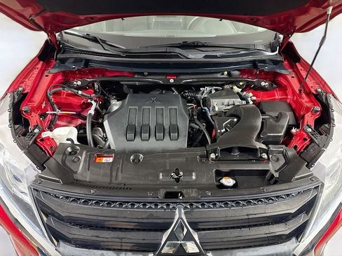 Used 2019 Mitsubishi Eclipse Cross LE image 29