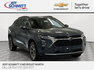 New 2025 Chevrolet Trax LT w/ Driver Confidence Package image 1