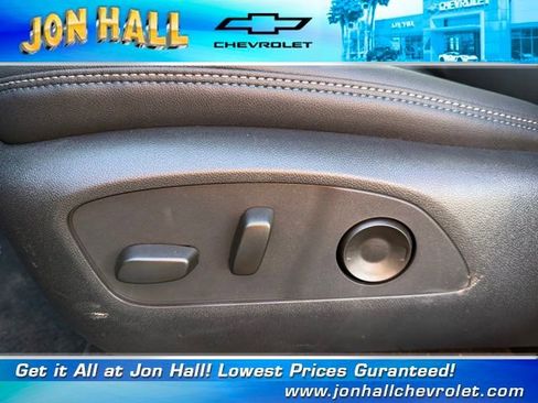 New 2026 Chevrolet Equinox EV LT image 18