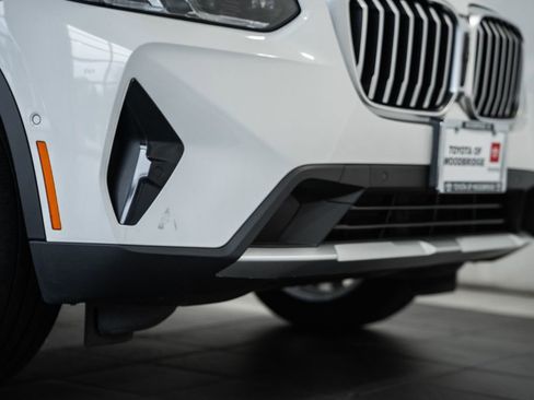 Used 2023 BMW X3 xDrive30i w/ Premium Package AWD/4WD image 13