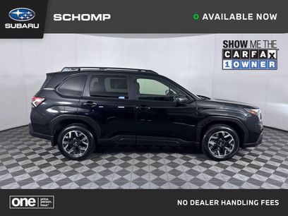 Used 2025 Subaru Forester Premium w/ Convenience Package #1