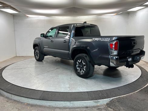 Used 2023 Toyota Tacoma TRD Off-Road image 3