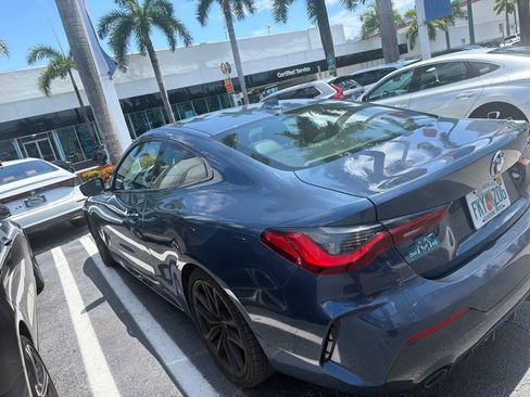 Used 2021 BMW 430i Coupe w/ M Sport Package RWD image 8