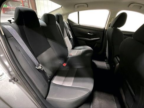 Used 2023 Nissan Sentra SV image 27