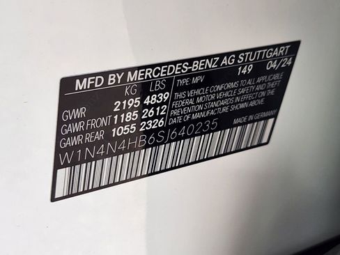 New 2025 Mercedes-Benz GLA 250 4MATIC image 30