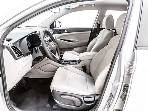 Used 2020 Hyundai Tucson SE w/ Cargo Package FWD image 25