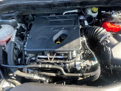 Used 2020 Ford Escape SE image 35