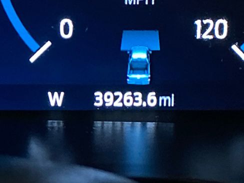 Certified 2022 Ford F150 Lariat w/ Equipment Group 502A High image 23