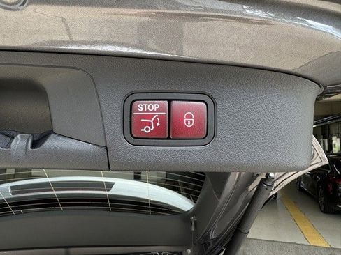 New 2025 Mercedes-Benz GLA 250 image 17