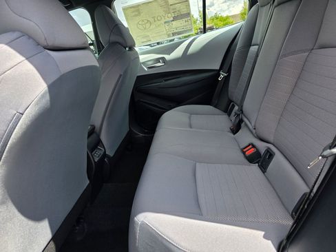 Used 2025 Toyota Corolla SE image 27
