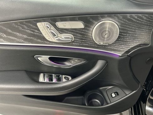 Used 2021 Mercedes-Benz E 350 4MATIC Sedan w/ Premium Package image 11