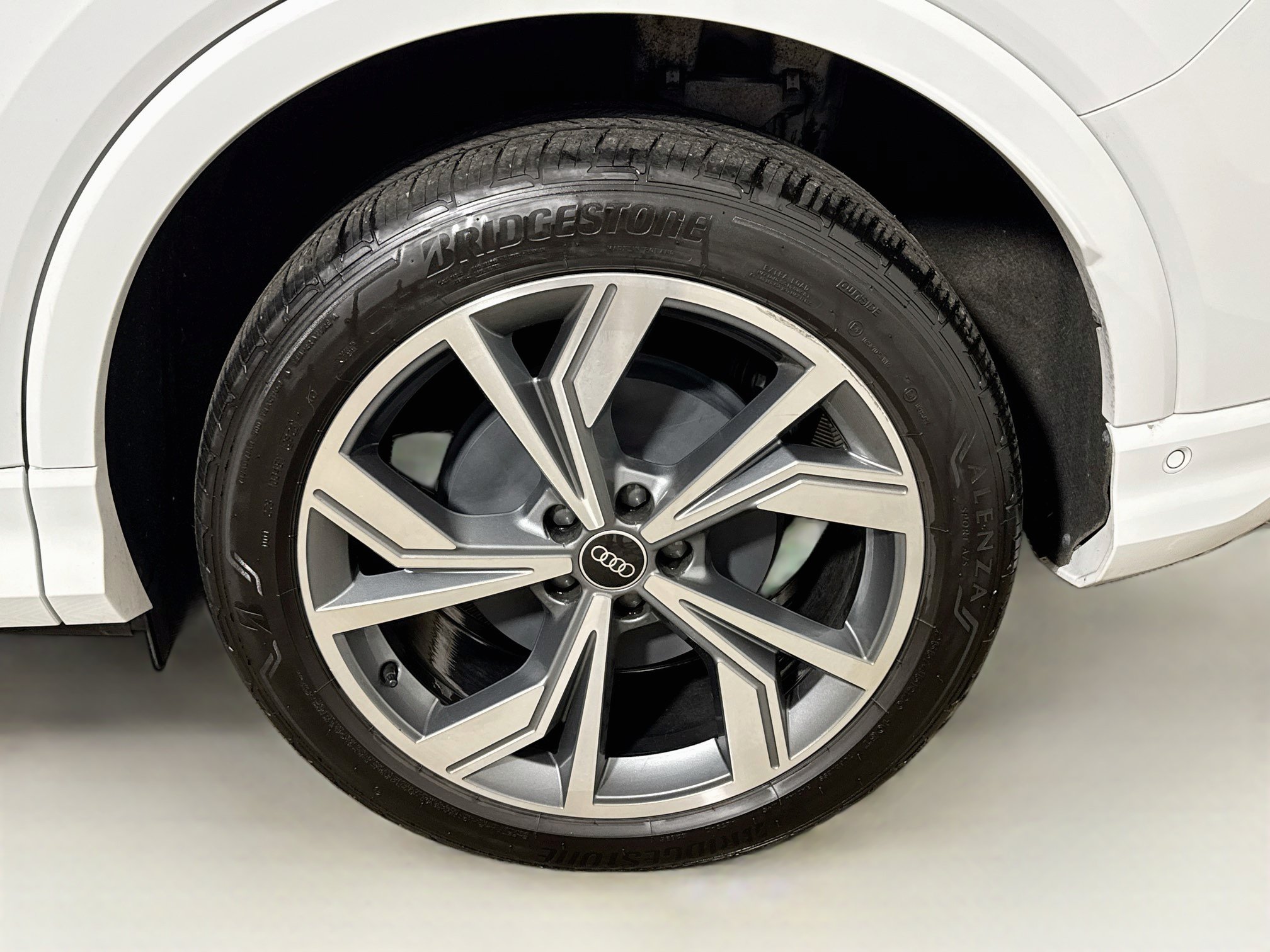 Used 2023 Audi Q4 e-tron Premium Plus w/ Premium Plus AWD/4WD image 26