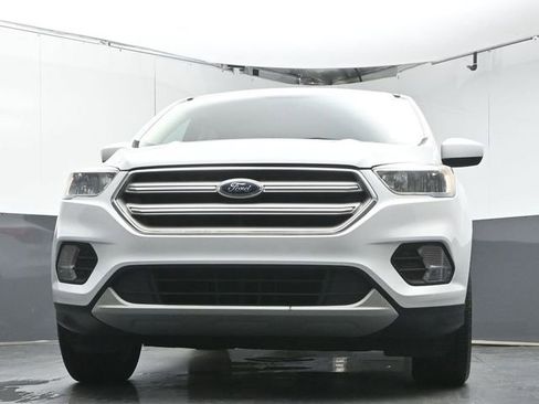 Used 2019 Ford Escape SE image 33