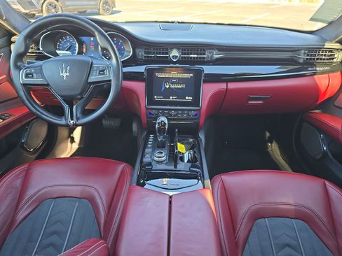 Used 2018 Maserati Quattroporte S GranLusso image 9