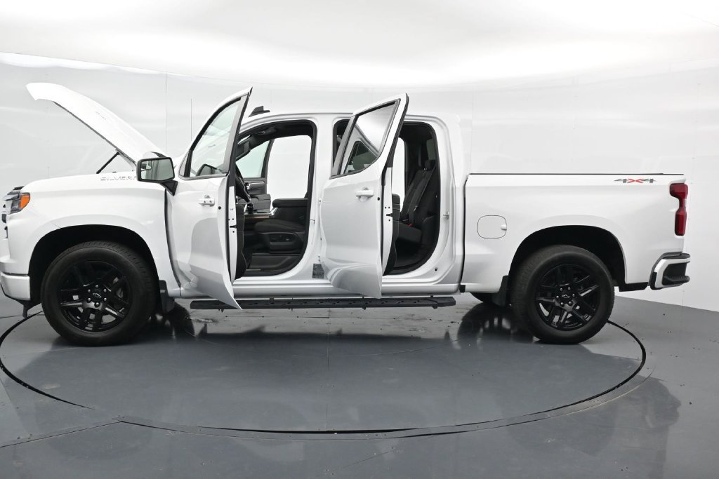 Used 2025 Chevrolet Silverado 1500 RST w/ LPO, Liner Protection Package AWD/4WD image 40