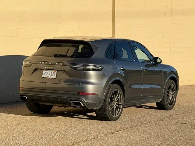 Used 2020 Porsche Cayenne AWD/4WD image 13