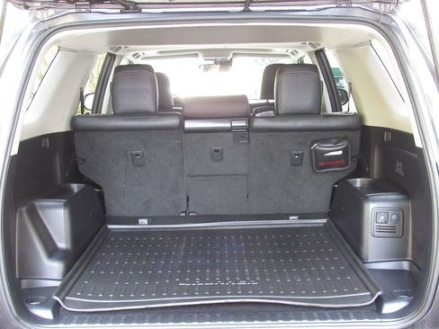 Used 2022 Toyota 4Runner Limited AWD/4WD image 21