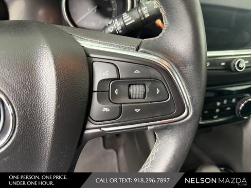 Used 2023 Buick Encore GX Preferred FWD image 24