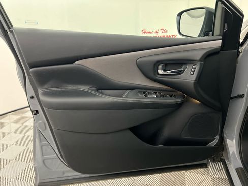 Used 2024 Nissan Murano SL image 17