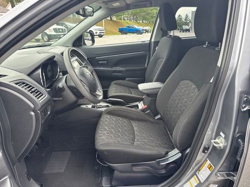 Used 2024 Mitsubishi Outlander Sport ES AWD/4WD image 9