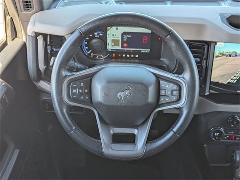 Used 2023 Ford Bronco Wildtrak image 18