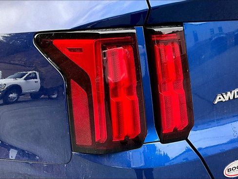 Used 2021 Kia Sorento SX image 32