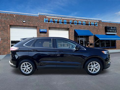 Used 2022 Ford Edge SEL w/ Convenience Package image 5