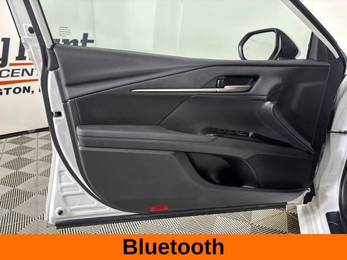 Used 2025 Toyota Camry LE FWD image 10