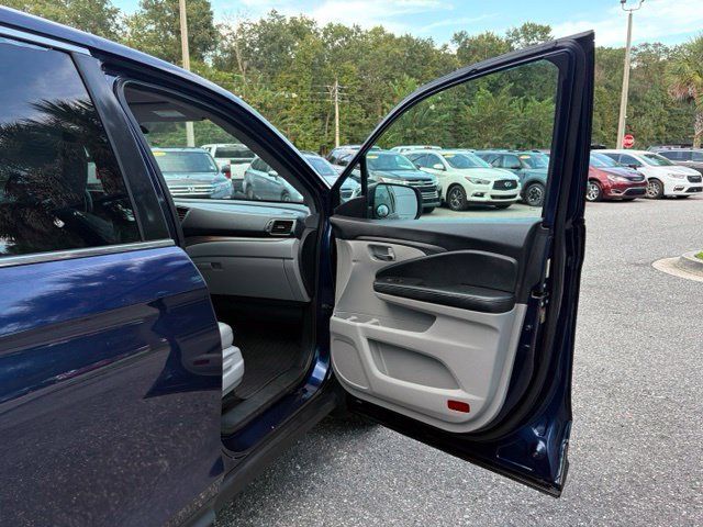 Used 2017 Honda Ridgeline RTL image 30