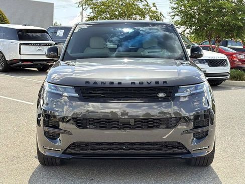 New 2026 Land Rover Range Rover Sport Dynamic SE AWD/4WD image 8