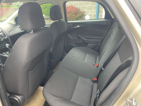 Used 2017 Ford Focus SEL FWD image 23