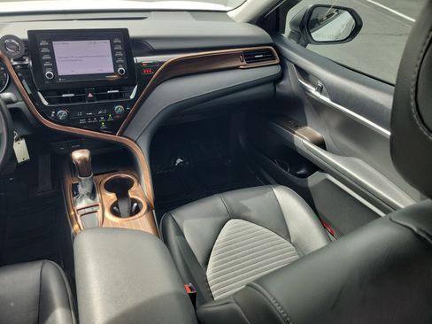 Certified 2024 Toyota Camry SE FWD image 12