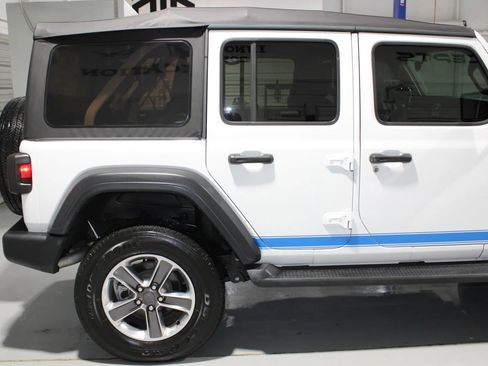 Used 2020 Jeep Wrangler Unlimited Sport S AWD/4WD image 8