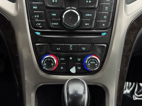 Used 2014 Buick Verano FWD image 13