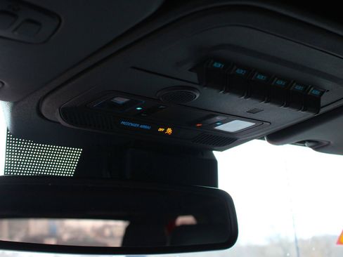 Used 2021 Ford Bronco Wildtrak image 35