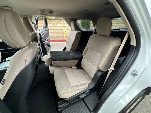 Used 2020 Ford Explorer 2WD image 40