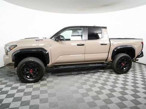 Used 2025 Toyota Tacoma TRD Pro AWD/4WD image 2