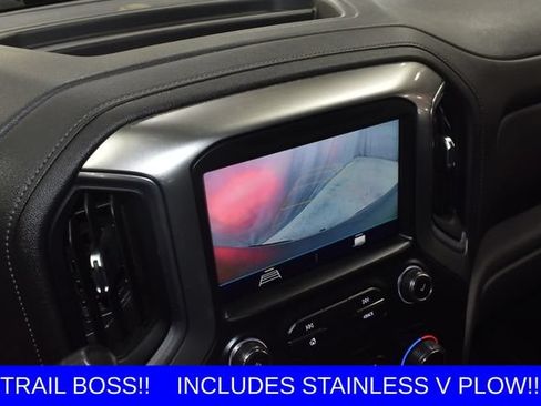 Used 2021 Chevrolet Silverado 1500 LT Trail Boss AWD/4WD image 17